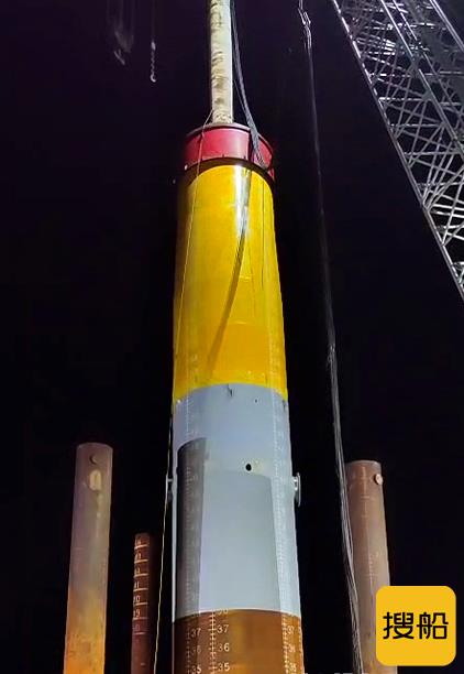 中交海建首个海上风电单桩基础顺利沉桩到位