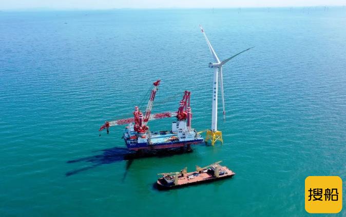 中国铁建港航局首台吸力筒基础海上风机顺利吊装