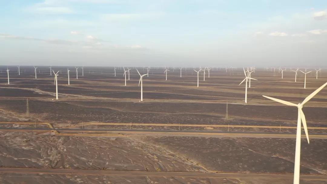 甘肃省单机容量最大风电机组并网发电