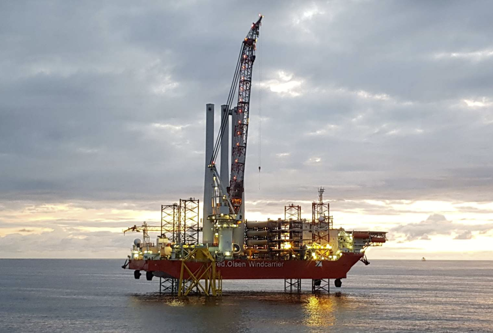 476MW!  Fred Olsen Windcharrier获德国海上风场安装合同