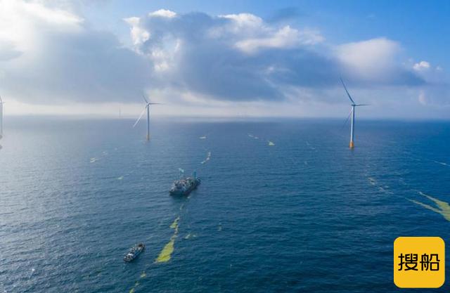 【图集】绿电海上来！山东省第一个海上风电项目海缆敷设加紧施工