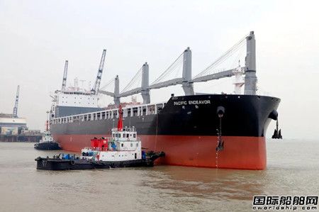  南京金陵船厂新年首艘船舶完成试航,