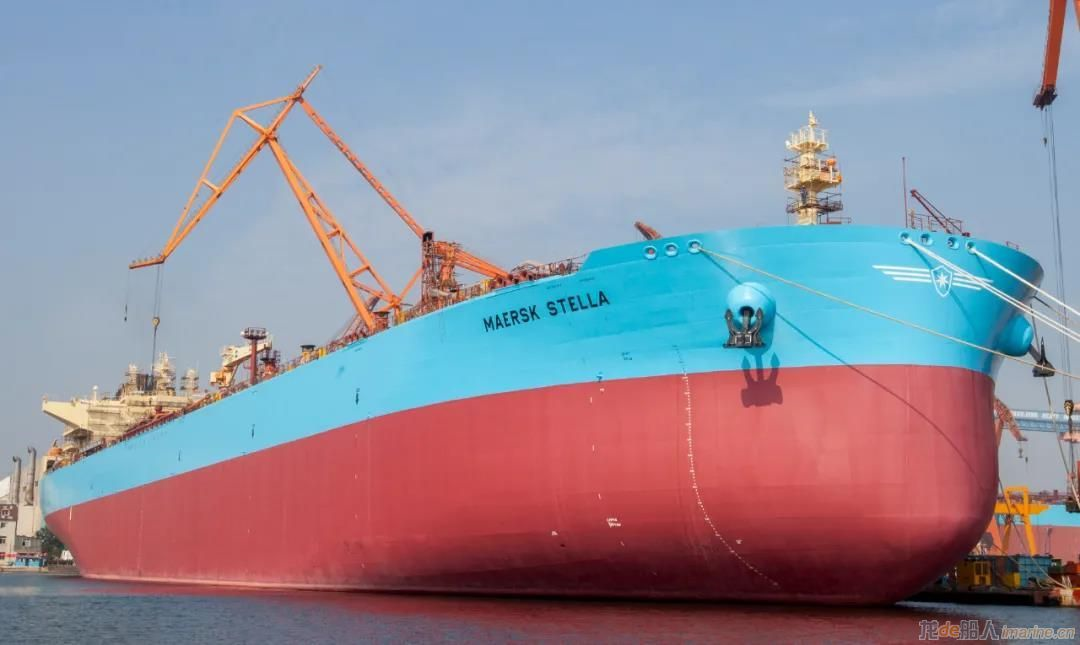 大船集团11.5万吨原油/成品油船“MAERSK STELLA”号交付