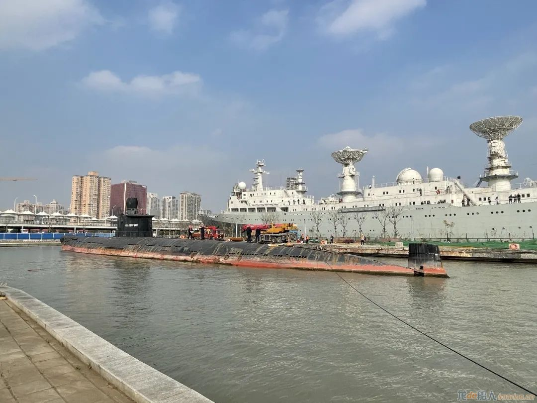 “长城191号”退役潜艇落户上海