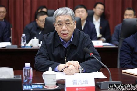  中国船舶集团与上海交通大学在临港举行合作会谈,
