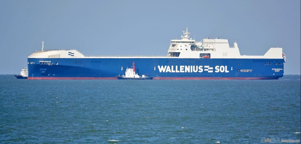 全球最大的双燃料冰级滚装船完成首次试航