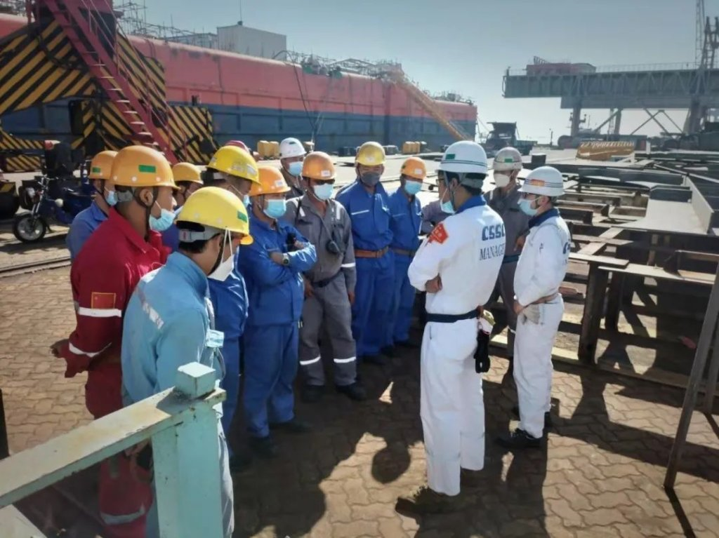 文冲修造海工驳船“海洋石油229”轮圆满完成升级改造、交付船东