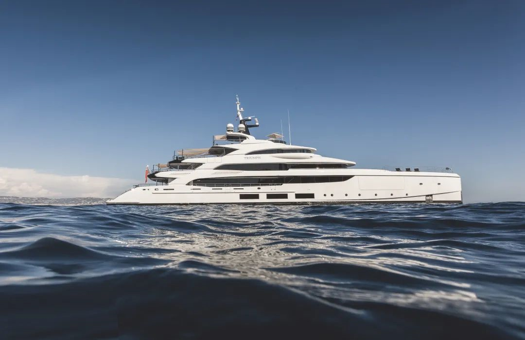 贝尼蒂65米全定制超级游艇M/Y TRIUMPH：理想之选