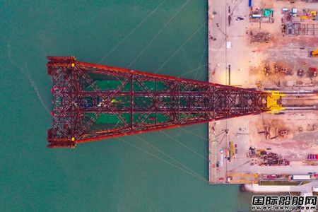亚洲第一!海油工程总包深水导管架“海基一号”成功登船,