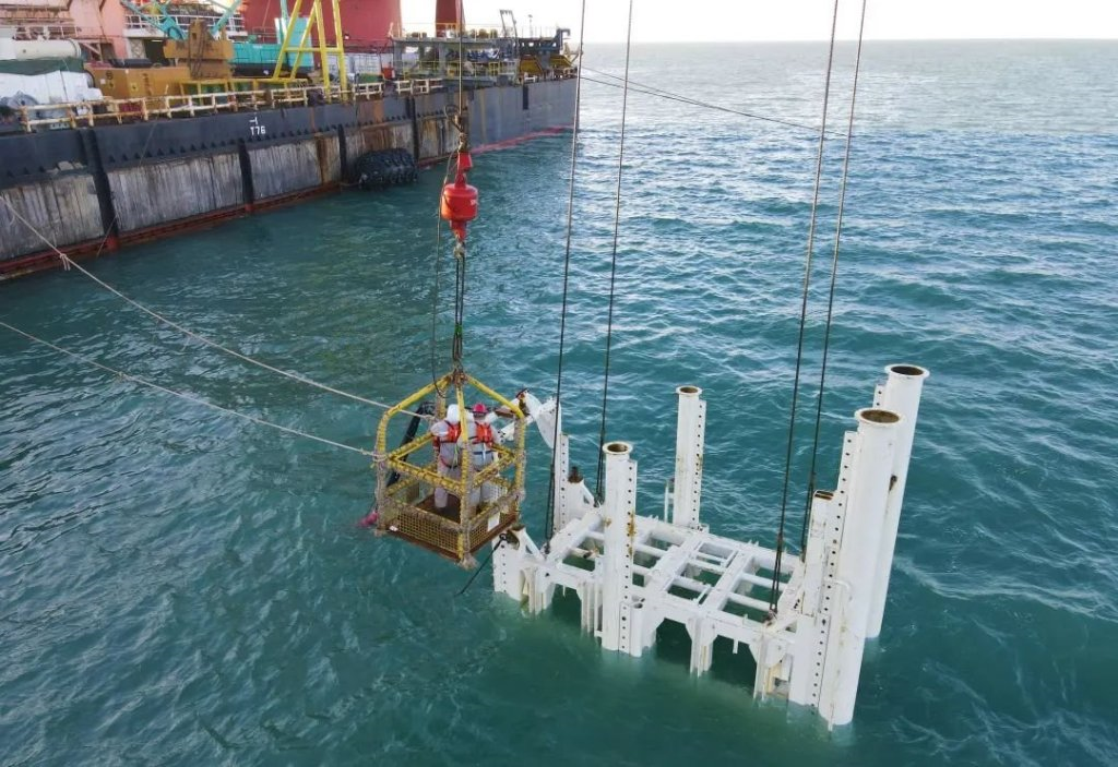 管道局承建的单点系泊项目“海底三维拼图”，实现毫米级对接！