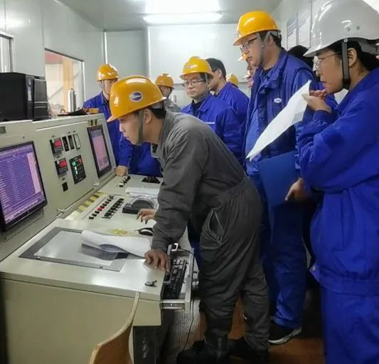 沪东重机8ML390柴油机及8000kW机组鉴定业主见证点提交成功