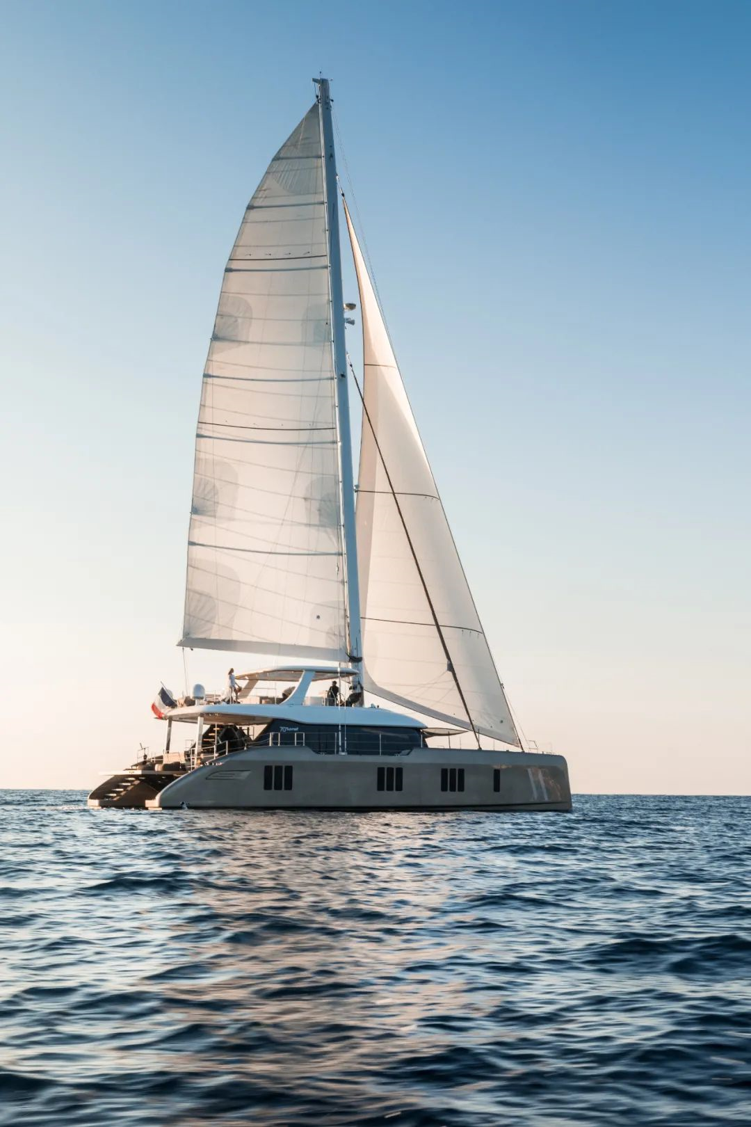 Sunreef Yachts 发布 Sunreef 70 “YOLO号”双体帆船内饰照片