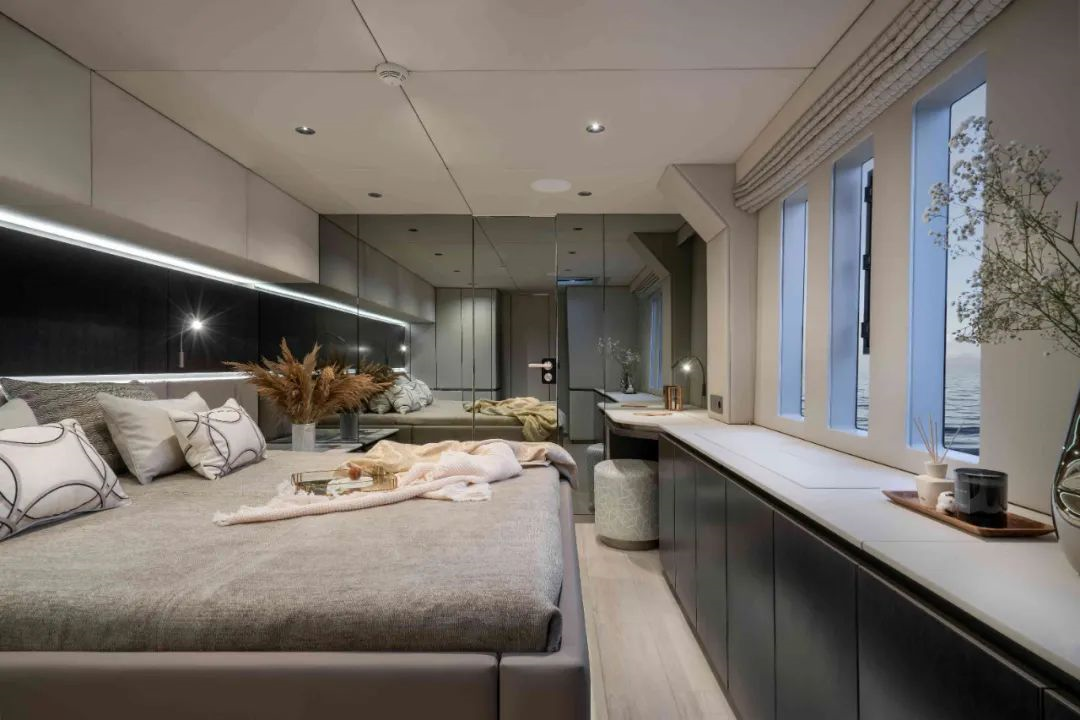 Sunreef Yachts 发布 Sunreef 70 “YOLO号”双体帆船内饰照片