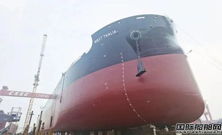中船澄西为民生租赁建造第4艘85000吨散货船下水
