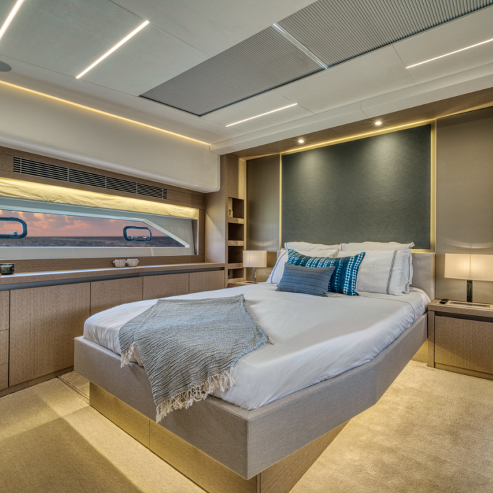 沛海驰 F-LINE 2022新旗舰 | PRESTIGE 690