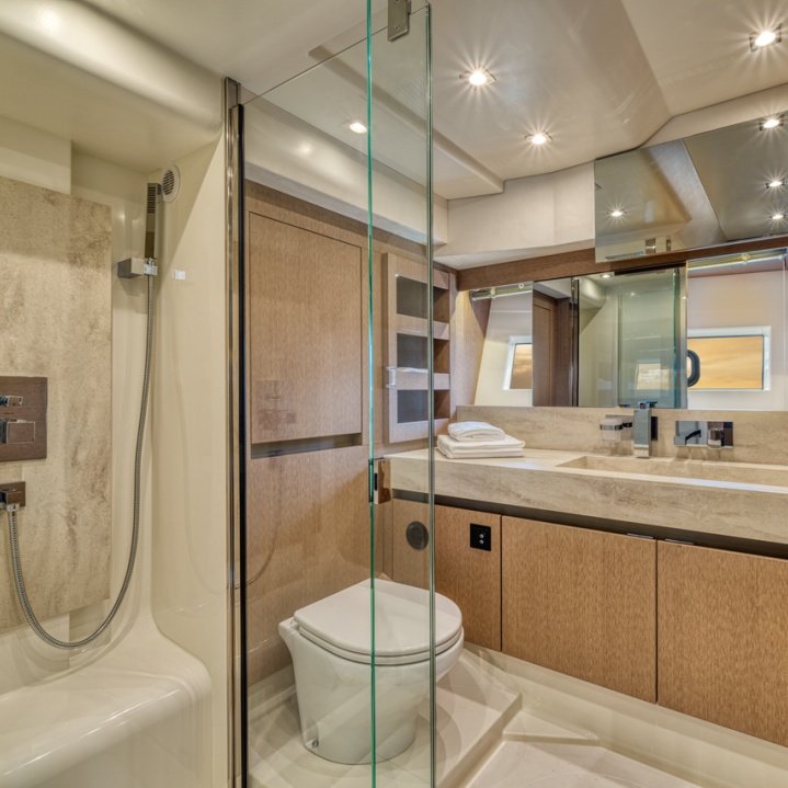 沛海驰 F-LINE 2022新旗舰 | PRESTIGE 690