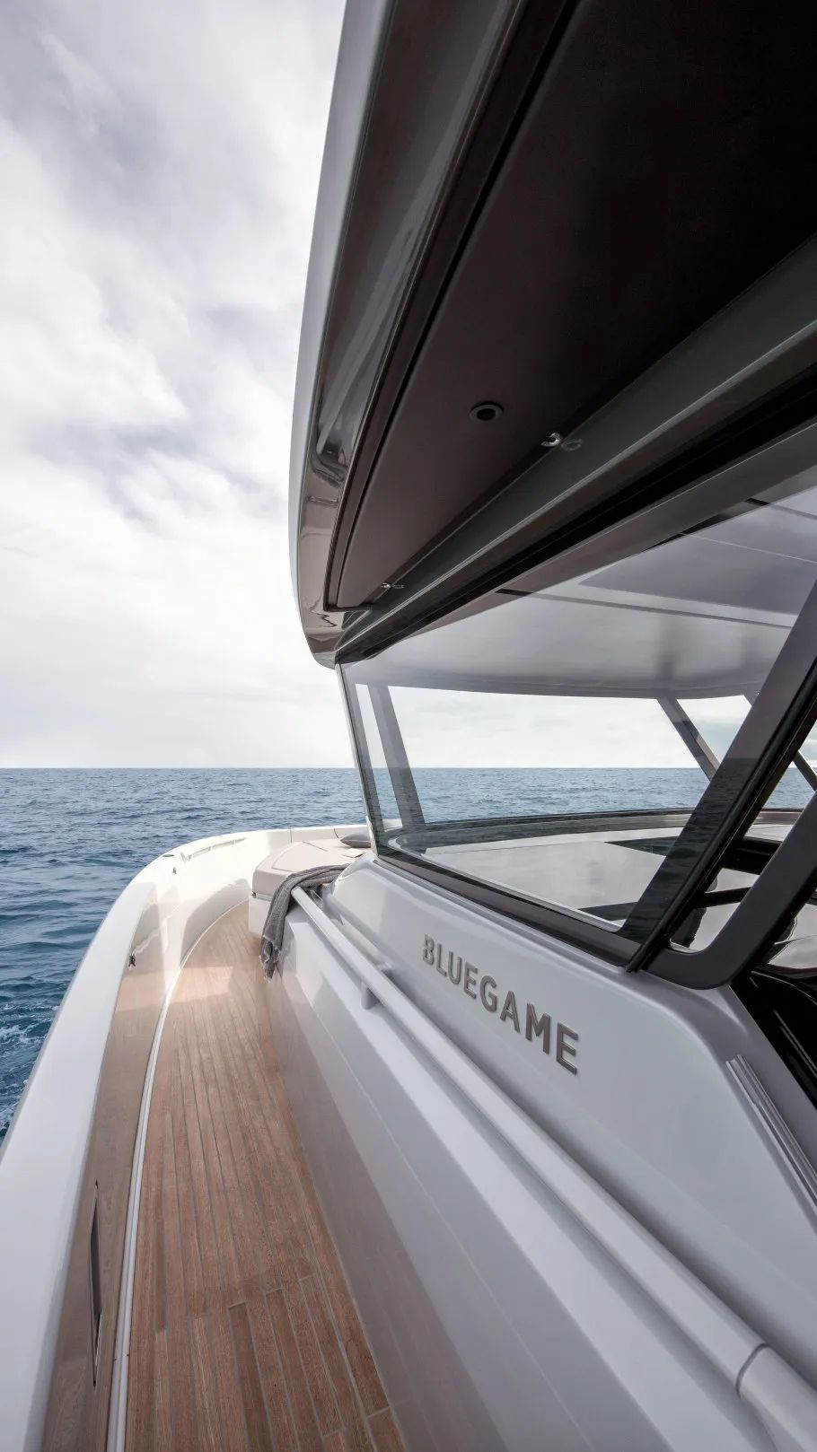 Bluegame正式推出BG54：升级之作，专为冒险进取的船东而生