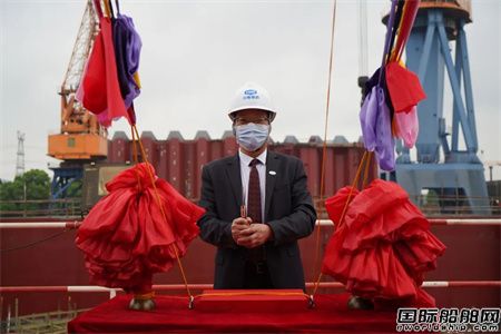  中船澄西43号82000吨散货船一天完成三个节点,