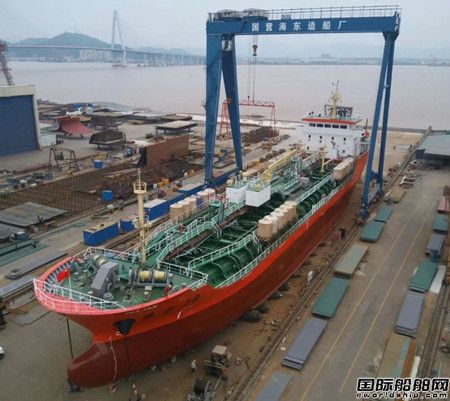  海东船厂建造不锈钢化学品船“建兴79”顺利下水,