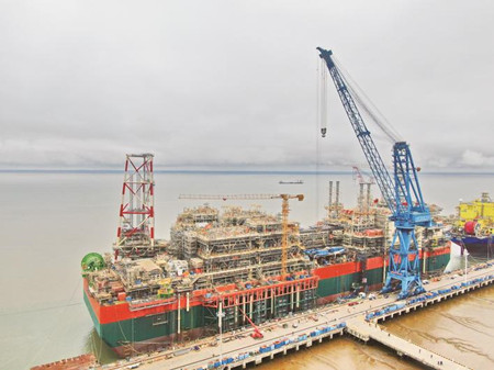 启东中远海运海工建造N999 FPSO项目将于年内交付