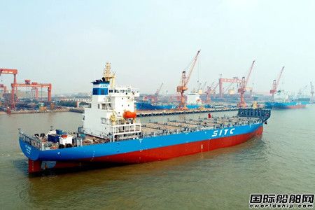  扬子江船业交付海丰国际一艘1800TEU集装箱船,