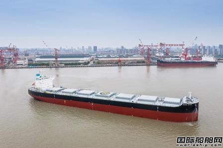  南通中远海运川崎连续交付两艘82000吨散货船,