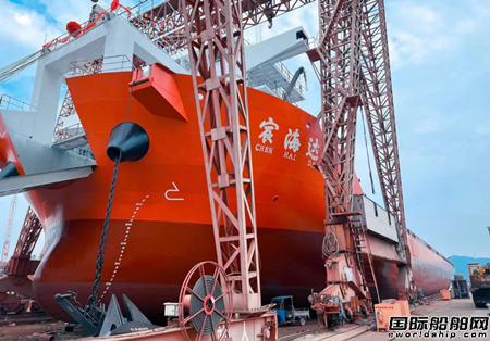  台州海滨船厂建造甲板运输船“宸海达”下水,