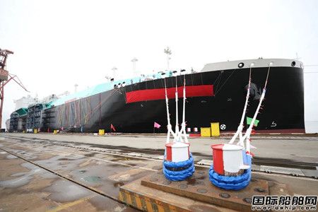  沪东中华交付首艘全球最大浅水航道LNG船,