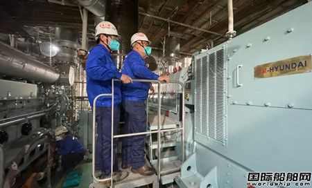 外高桥造船一艘15.8万吨苏伊士原油轮发电机动车