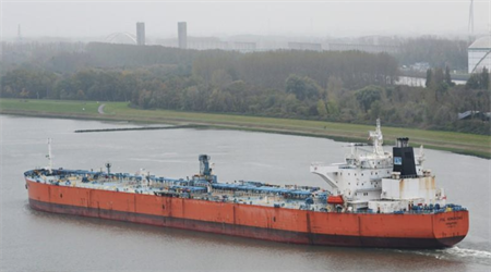 FSL出售最后一艘阿芙拉型油轮退出原油运输市场