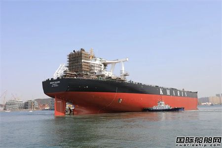  北海造船建造32.5万吨矿砂船12号船顺利出坞,