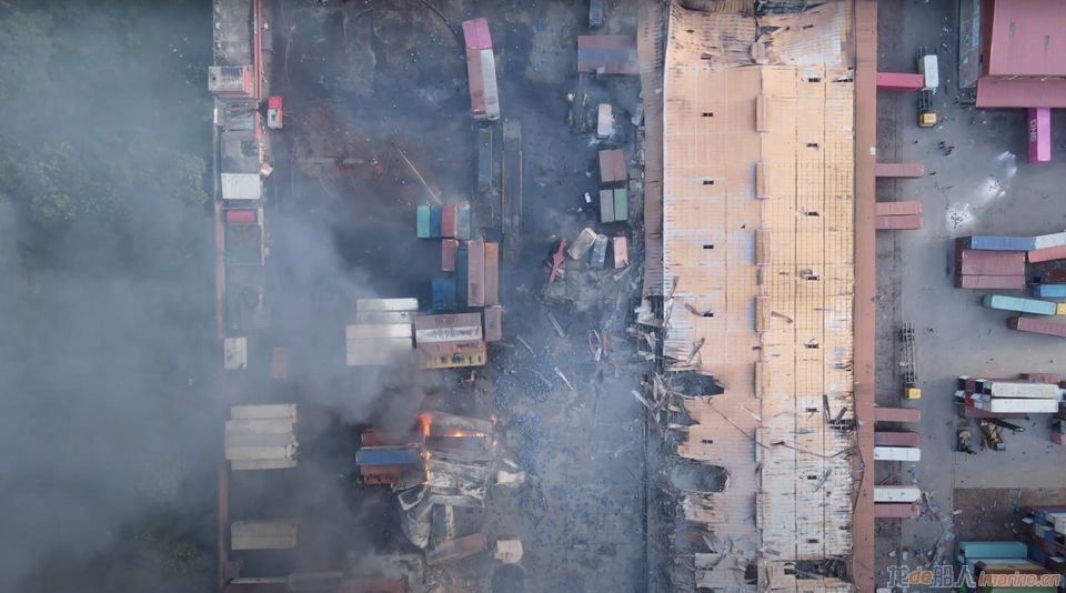 孟加拉集装箱堆场爆炸起火，至少49人死亡