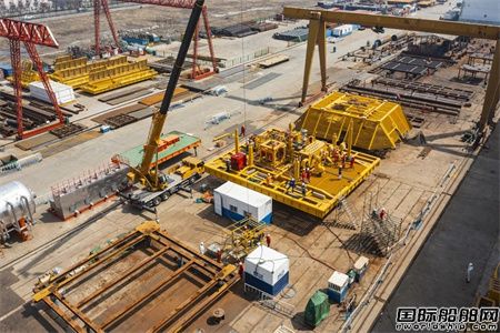 海油工程交付我国自主研发首套深水水下多功能管汇系统