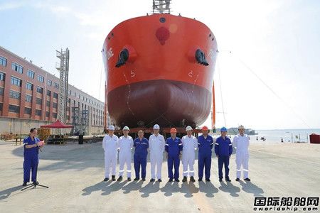  武船集团为Raffles建造首艘19700吨成品油化学品船下水,