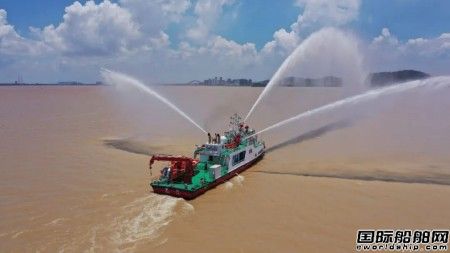  粤新海工建造36.5米快速消防船顺利完成试航,