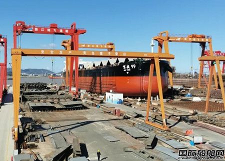  铭飞造船为海鑫航运建造14000吨成品油船开工,