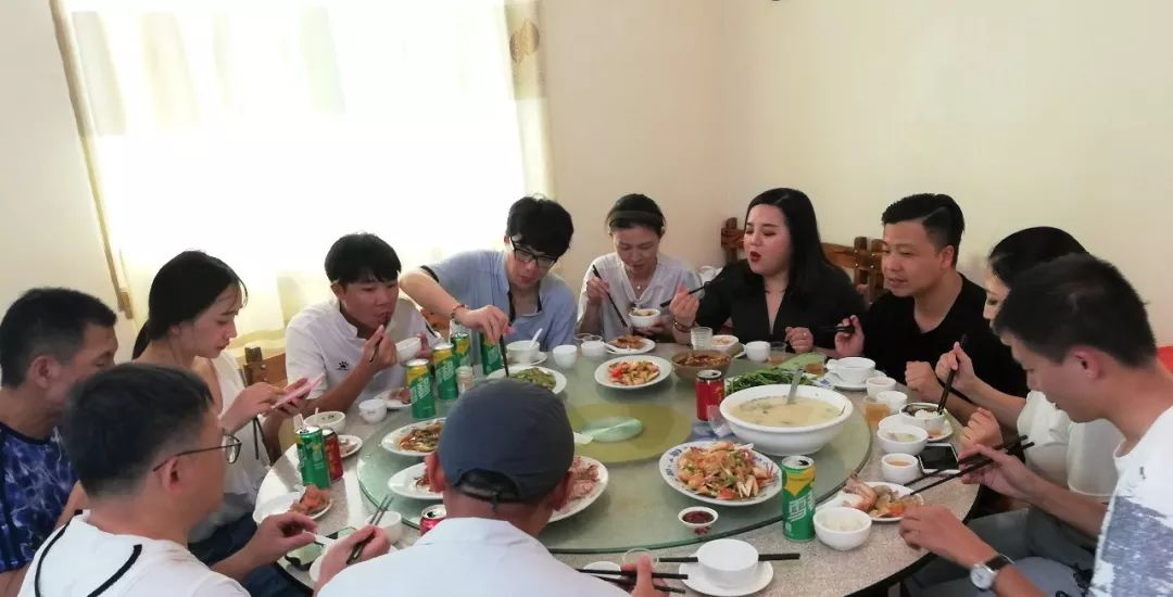 经历沧桑，人来人往--遇见最美的你
