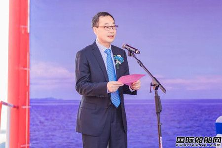  提前38天！象屿海装一艘79900吨散货船命名交付,