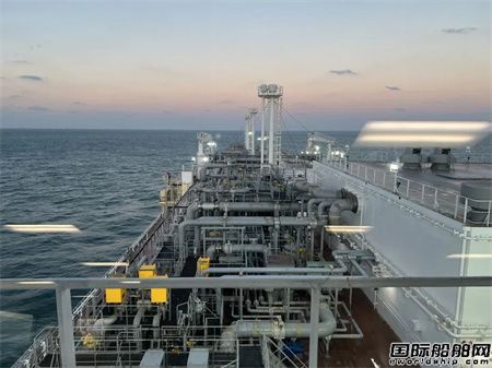  中远海运中石油国事LNG运输项目2号船气试返航,