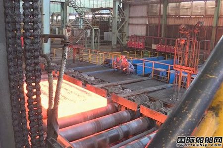  山钢集团“大单重”超高强海洋工程用钢板试制成功,