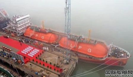  扬州金陵交付长江油运国内首艘内河绿色智能LPG船,