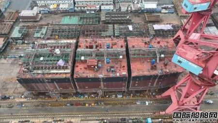 广船国际一艘49700吨成品油船完成环形总段运输定位
