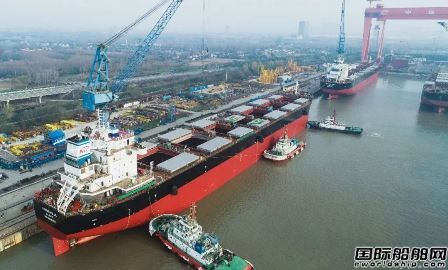 扬州中远海运重工4艘8.2万吨散货船连续完成重要节点