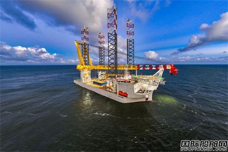 启东中远海运海工建造全球首艘第四代自升式风电安装船交付启航
