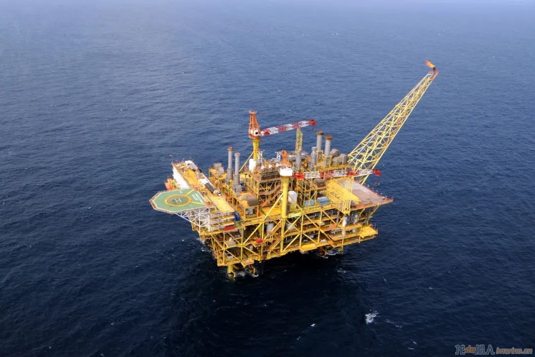 [综合]中国海油南海东部油田年产油气突破2000万吨,