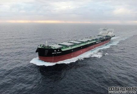 开门红！外高桥造船交付裕民航运19万吨双燃料散货船“裕平”轮