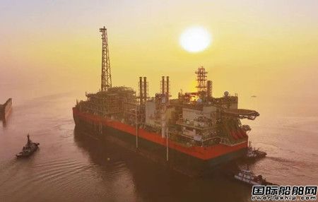  启东中远海运海工建造世界最大天然气处理浮式储卸油平台试航,