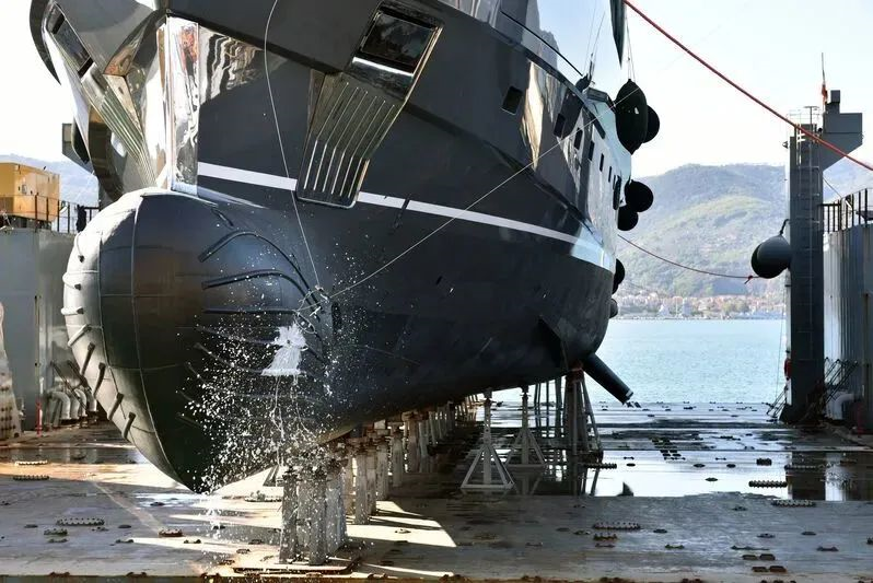 首艘圣劳伦佐57Steel超级游艇下水，即将交付！
