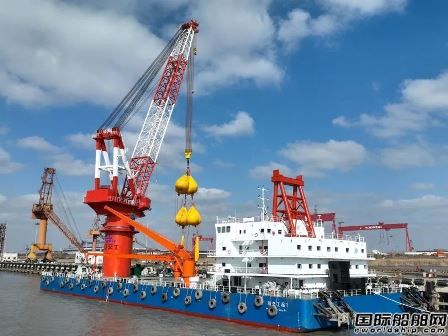 中铁科工交付浙江交工集团首艘800吨海工起重船,