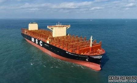  创纪录！沪东中华两周内连交两艘全球最大集装箱船,